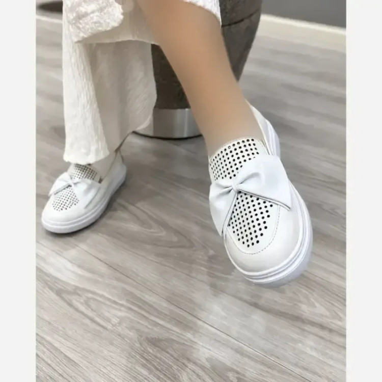 کفش ونس سوزنی چرم پلاس مشکی و سفید